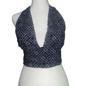 Kendall & Kylie Women's New Large Halter Top. LTOP761